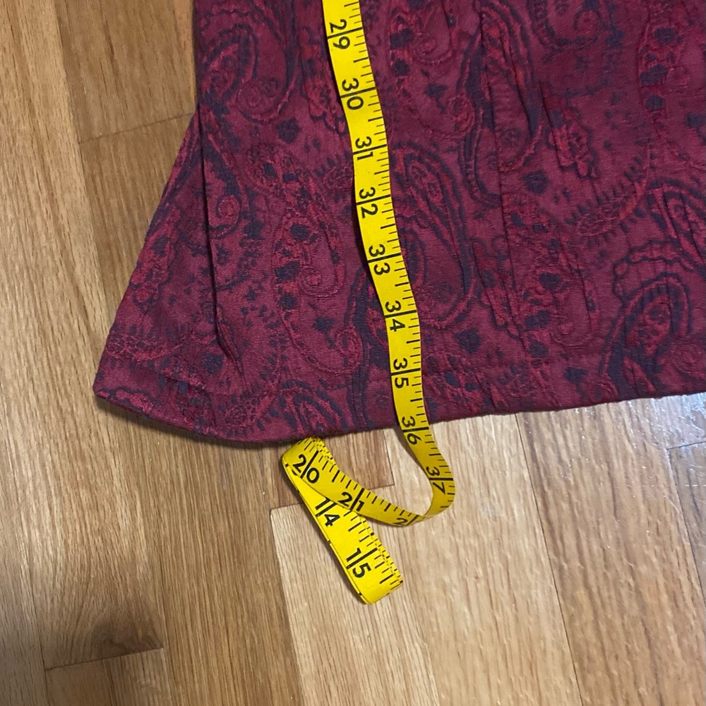 Elegant Bisou Bisou burgundy, texture, blazer, size 8 - Picture 5 of 6